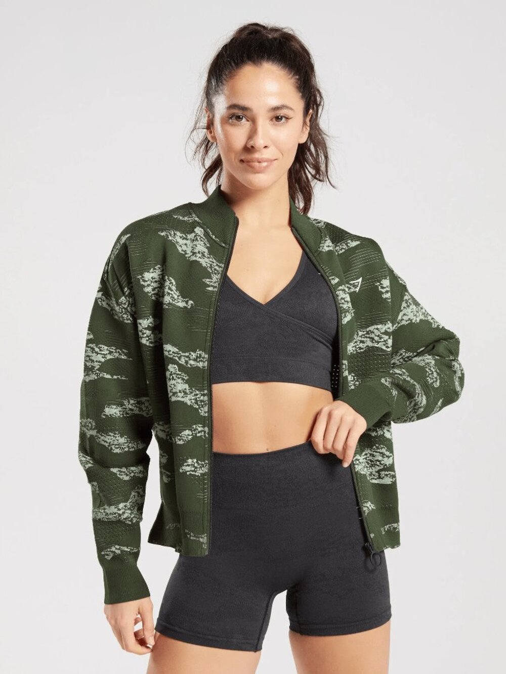 Gym Shark Adapt Camo Seamless Track Jacket Size Medium Moss Olive / Aloe Green
